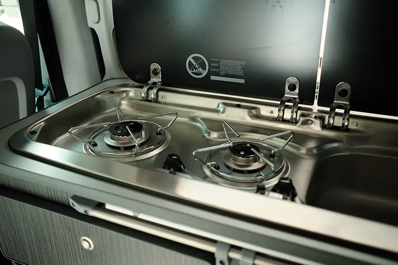 campervan cooking | integrated gas hobs