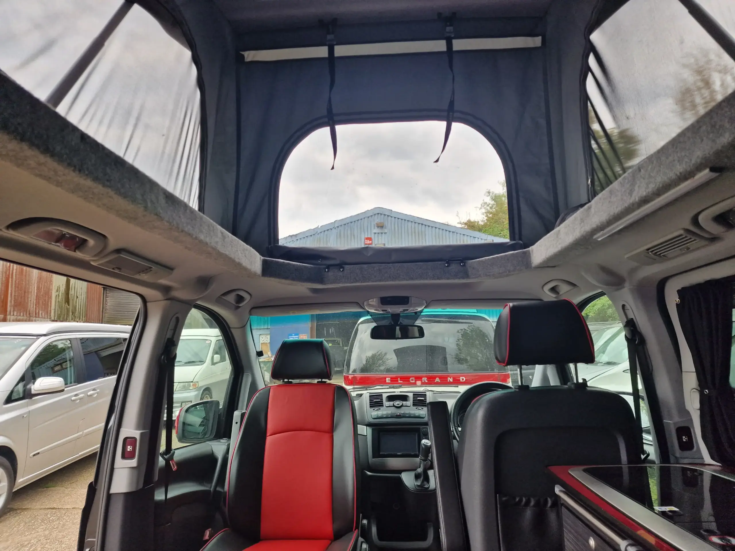 Mercedes Viano bed 1